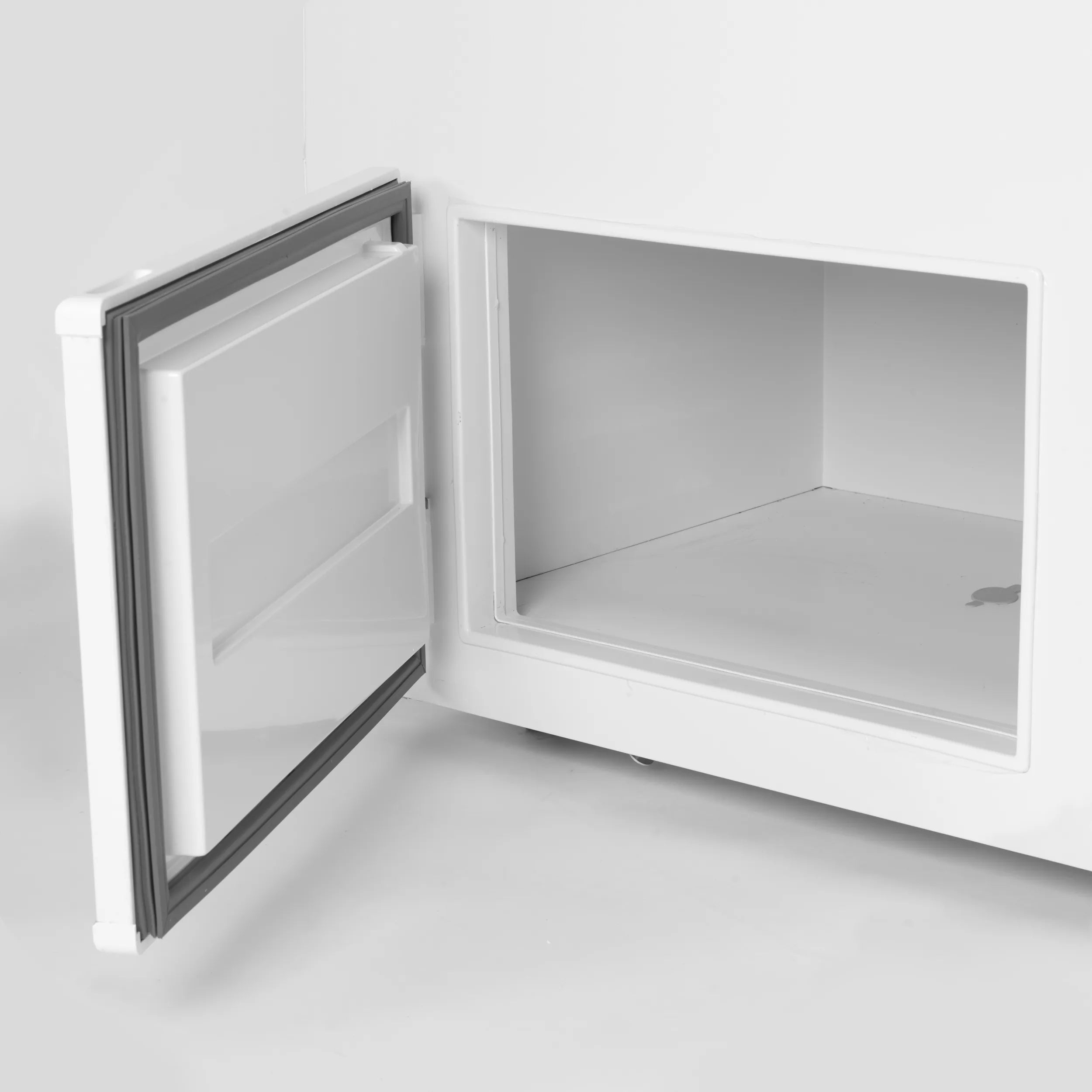Iskremdisk Tefcold UDRS7 – Profesjonell serveringsfryser for 7 Napoli-panner