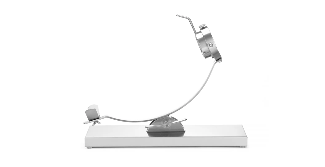 Elegant skinkeholder med vippe- og roteringssystem for perfekt posisjonering under skjæring