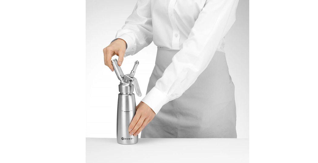 Kremsifon / kremsprøyte Proffserien som inkluderer 3 dyser i rustfritt stål og en rengjøringsbørste