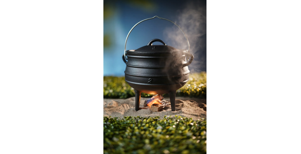 Støpejernsgryte for matlaging på bål, bålpanne eller lignende - 6 liter med lokk og bein