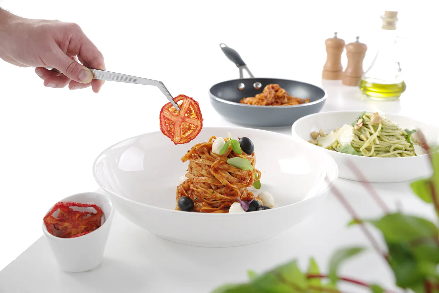 Pinsett buet med forskjellige lengder – presise pinsetter i rustfritt stål